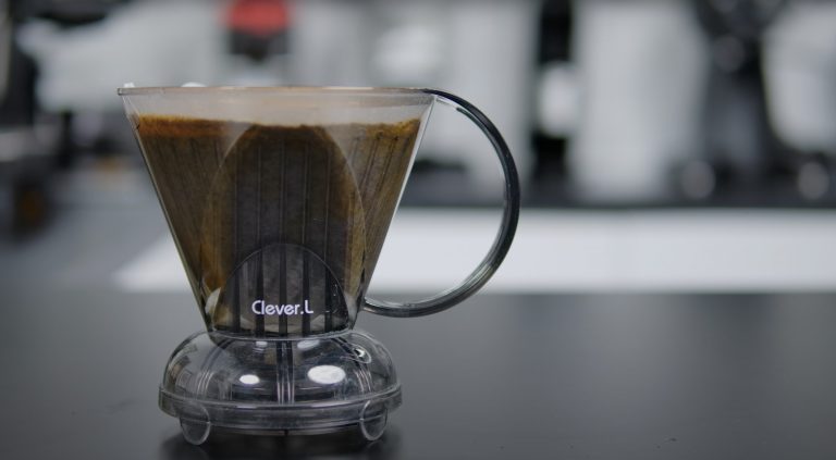 Clever Dripper ile Kahve Nasıl Demlenir? Clever Dripper Nedir?